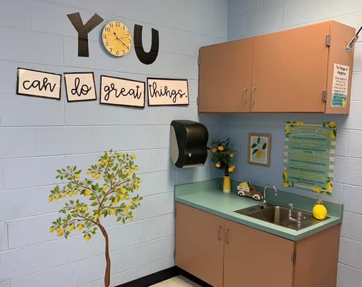 Lemon-themed classroom decor with yellow and green accents for K-2